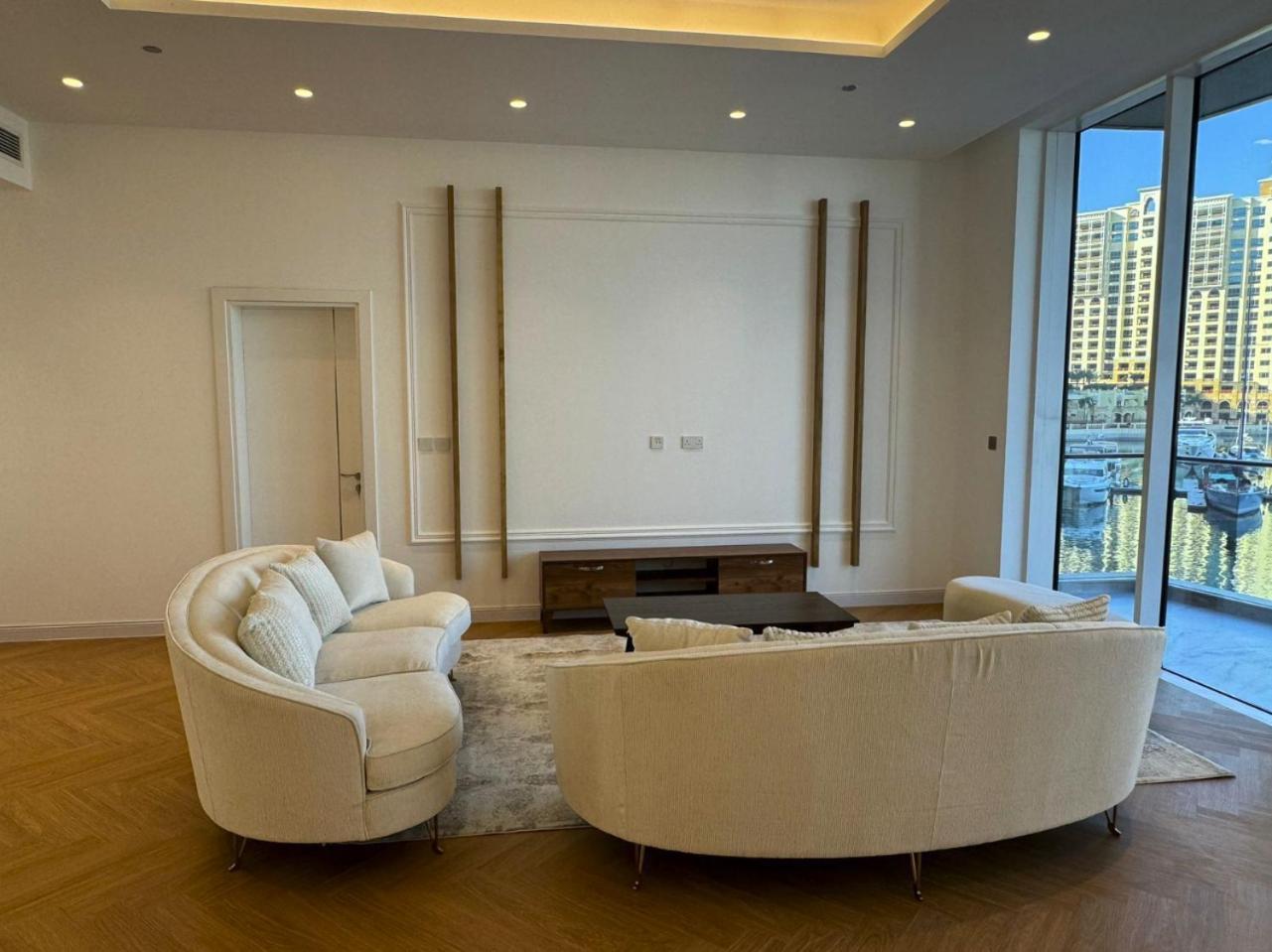 5 Star Luxury 3br On The Palm With Huge Pool And Dubai